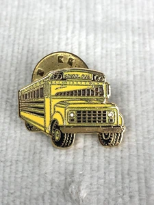 Vintage Yellow School Bus Enamel Automotive Lapel Hat Pin - Picture 1 of 3