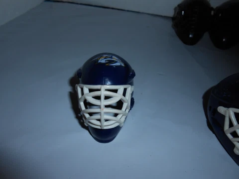 1 FRANKLIN NHL MINI GUMBALL PLASTIC GOALIE HELMET/MASK YOU CHOOSE TEAM + BONUS Cover