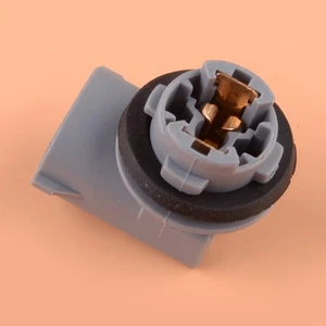 1x Rear Bumper License Light Socket 90075-60005 Fit For Toyota Tundra Tacoma - Picture 1 of 6