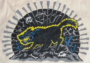 Santa Cruz Kendall Logan T-Shirt Beige Large Graphic Wolf Skeleton Skateboard T - Picture 1 of 9