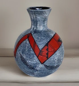 Vintage Hand Decorated SW Style Ceramic Vase, Signed 'Mug' 5-1/2" Tall - Picture 1 of 10