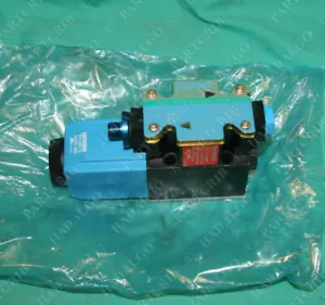 Válvula solenoide hidráulica Vickers DG4V-3S-OA-M-FPM4WL-H5-60-EN654 0A NUEVA - Imagen 1 de 3