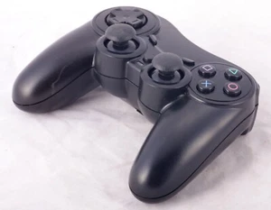Pelican Predator PL-697 Wireless Game Controller for Sony PS2 no receiver - Picture 1 of 6