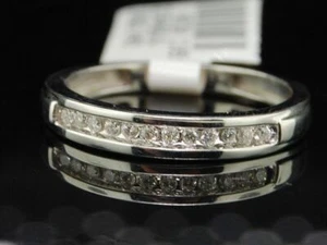 Diamond Wedding Band 10K White Gold Round Cut Anniversary Ring 0.13 CT - Picture 1 of 7
