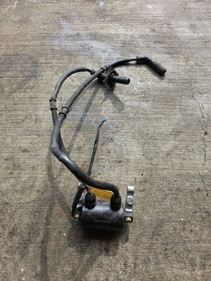 85-86 1986 HONDA SHADOW VT1100 FRONT IGNITION COIL SPARK PLUG WIRE PLUG - Image 1 of 4