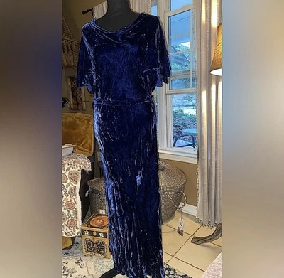 Maxi cinturón vintage de vestido de terciopelo de seda azul de los años 30 mangas acampanadas corte sesgado Foto 1 de 4