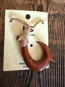 Hawaiianische Koa Holz Fisch Haken Halskette - handgeschnitzt echt Koa, Maui Haken, klein - Bild 1 von 1