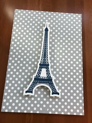 Arte de pared Pottery Barn Teen Paris Torre Eiffel gris con lunares blancos (28 x 20) Foto 1 de 3