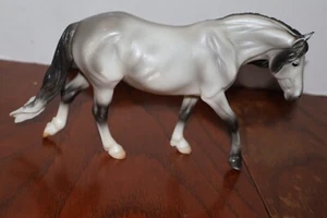 Breyer Classics USATO - Taglia #5582 "Playful Pony Family" Mare (2023 TSC SR) - Foto 1 di 2