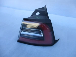 2017 2018 2019 Tesla Model 3 LED Tail Light Outer RH Side 3-Pins OEM - Picture 1 of 10
