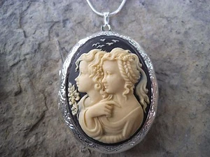 SISTERS - MOTHER AND DAUGHTER - FRIENDS, GENERATIONS CAMEO LOCKET - QUALITY - Picture 1 of 5