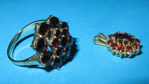 Granat - Ring 333-er Gold + Granat - Kettenanhänger 835 Silber vergoldet als Set - Bild 1 von 5