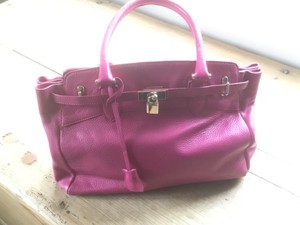 tapestry makeup bolsa