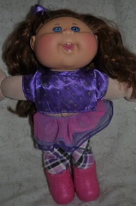 Cabbage Patch Kids Doll 2015 Brown Hair Blue Eyes Dimple Teeth - Bild 1 von 16