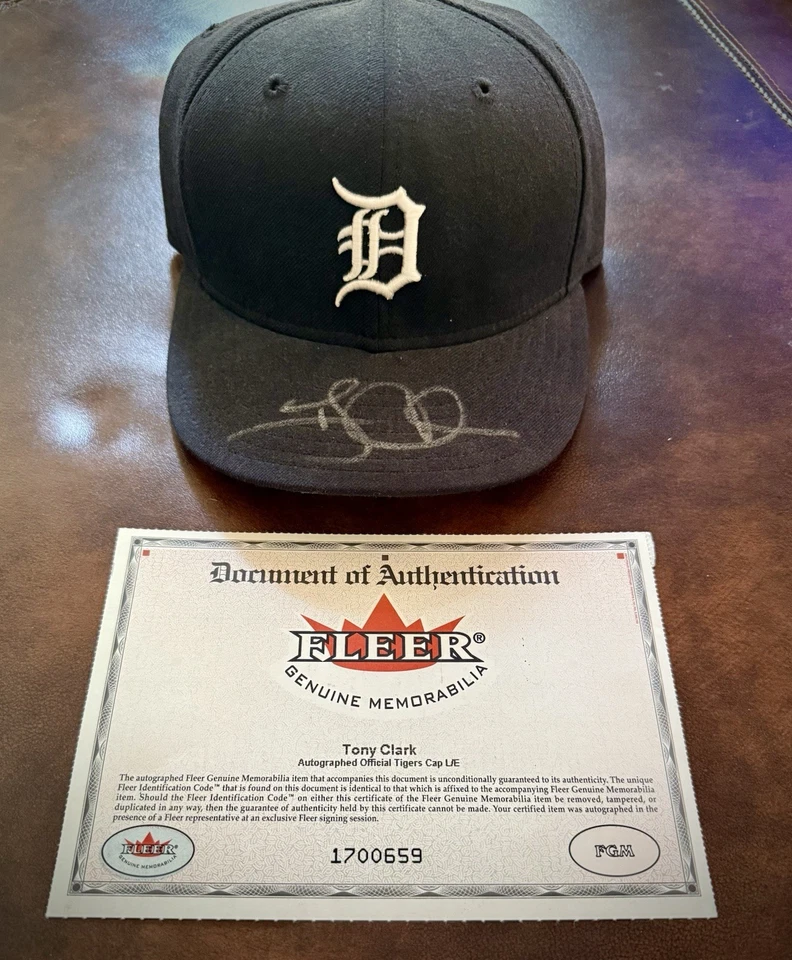 Gorra autografiada por Tony Clark de los Tigres de Detroit con certificado de autenticidad - rara edición limitada Foto 1 de 1