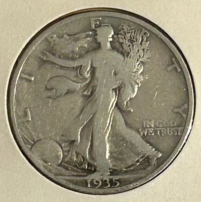 1935 P WALKING LIBERTY HALF DOLLAR, CIRCULATED, UNGRADED - Image 1 of 3
