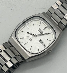 Vintage Seiko Quartz SQ Uhr - 8223-5350 - Bild 1 von 3
