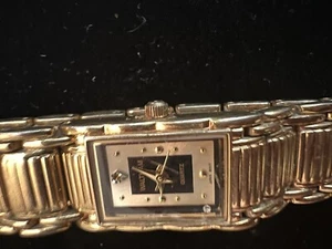 Waltham Diamond Quartz Ladies Watch New Battery - Picture 1 of 7