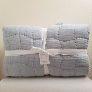 Pottery Barn Cloud Linen Handcrafted Quilt King Cal King Chambray