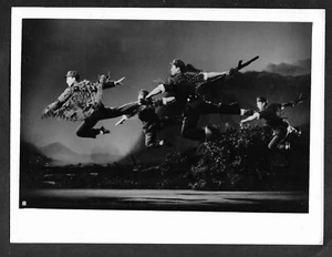 8'' Korean War Press Photo PVA Hero Yan Korea Army China Army Xinhua News  (8) - Picture 1 of 2