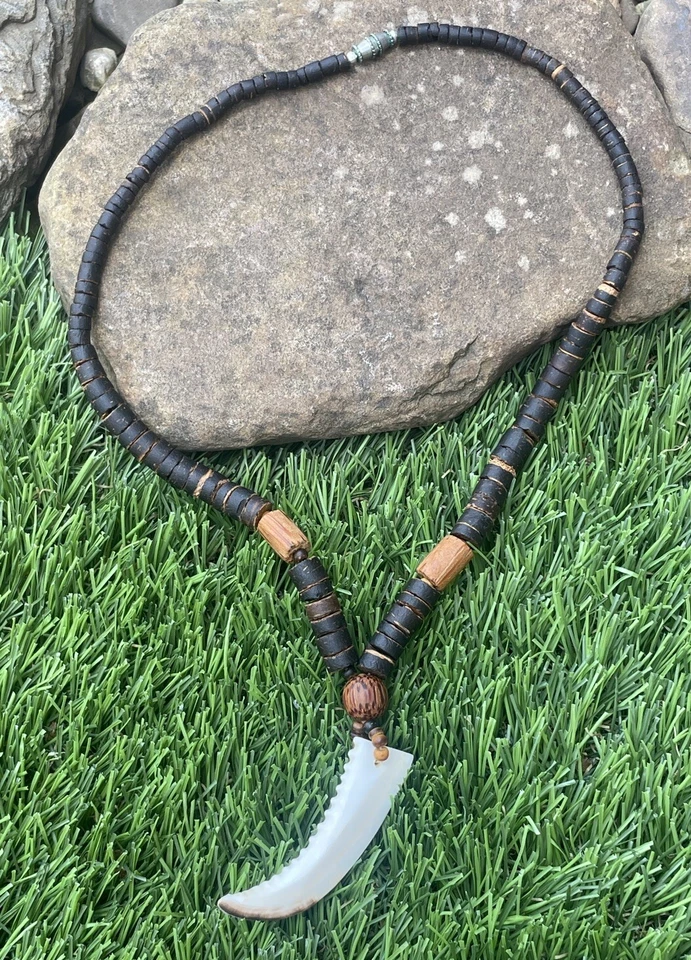✅Collar para hombre Hawaii Shell en forma de diente colgante surfista 17,5" madera de puka marrón Foto 1 de 4