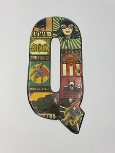 DC Comics Originals Metal Letter Q Sign Batman Superman Catwoman Open Road New - Picture 1 of 1