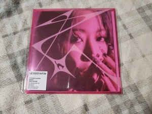 Le Sserafim - 4th Mini Album - Crazy (Compact Ver.) (CD) - Imagen 1 de 2