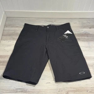 Oakley Shorts Mens 34 Jet Black 2.5 Take Short Performance Stretch Hydrolix New - Picture 1 of 10