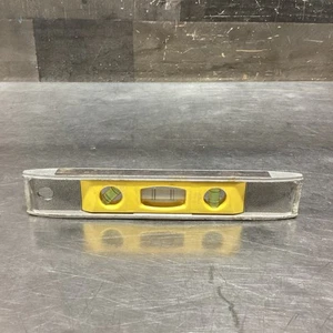 Stanley 42-465 Torpedo Level 9", Used - Picture 1 of 2