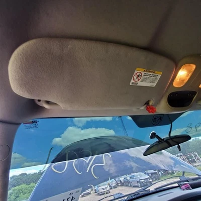 Driver Sun Visor Mega Cab 4 Door Fits 06-08 DODGE 1500 PICKUP 1109622 - Изображение 1 из 4