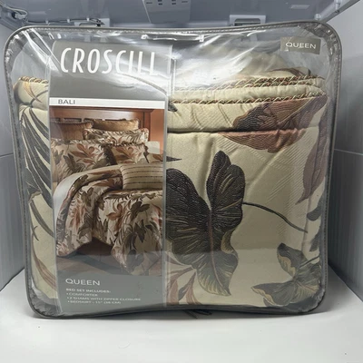 Edredom queen jacquard tropical Croscill Bali + 2 fronhas sem saia de cama - Imagem 1 de 4