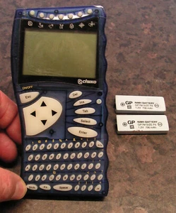 CYBIKO Wireless Intertainment Computer - Handheld Game Console - Vintage 2000 - Zdjęcie 1 z 2