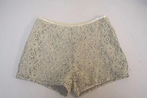 JACK Pantaloncini corti in pizzo beige tortora avena taglia 4 usati in ottime condizioni - Foto 1 di 3