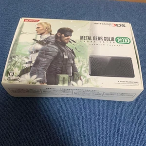 Nintendo 3DS Metal Gear Solid Snake Eater 3D Limited Edition SUPER RARE - Picture 1 of 8