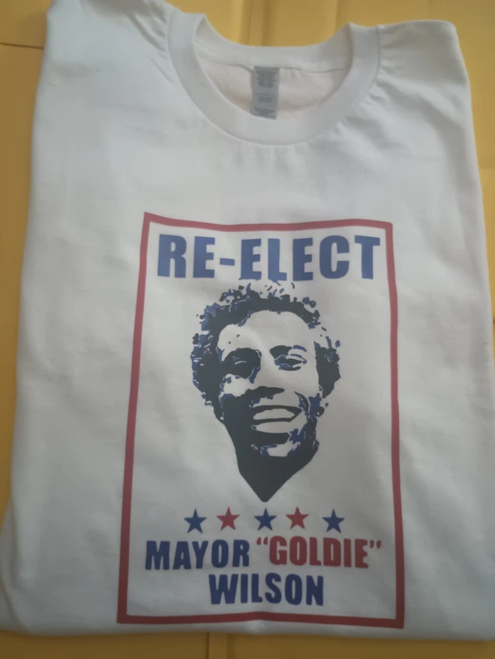 Camiseta L para hombre, "Re-Elect Mayor Goldie Wilson", De Regreso al Futuro. Foto 1 de 1