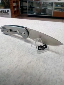 Buck USA 040 Onset Knife with Pocket Clip, S45VN, G10, Frame Lock - Picture 1 of 5