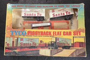 HO Tyco #7348A:500 Huckepack Flachwagen Set - Sante Fe No Truck Cab - Bild 1 von 10