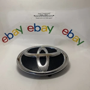 Emblema Toyota buen estado - Imagen 1 de 7