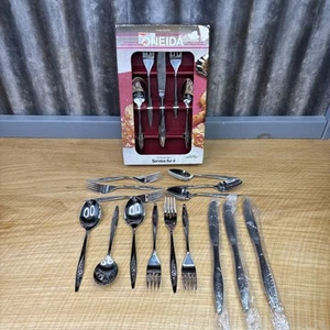Oneida Stainless Lasting Rose 20 Piece Set Service For 4 Flatware Silverware - Picture 1 of 10