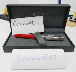 Parker 51 PREMIUM Füllfederhalter, moderner Feder, rot, silber/goldfarbene Kappe, feine Feder, NEU  - Bild 1 von 19