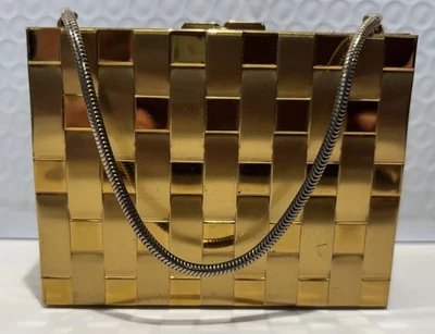 Tocador compacto vintage años 50 dorado metal cesta tejido doble cara cigarro/polvo Foto 1 de 4