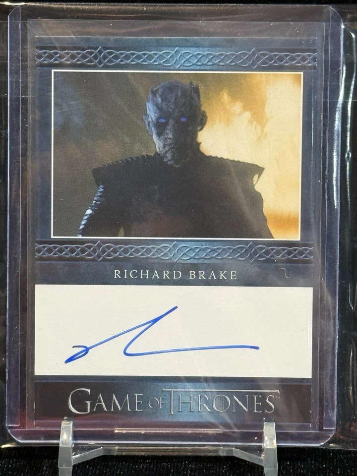 Juego de Tronos Leyendas del Reino Caja de Incentivos Exclusivo Auto RICHARD BRAKE Foto 1 de 3