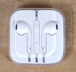 Apple Wired Earbuds New in Package - Photo 1 sur 4