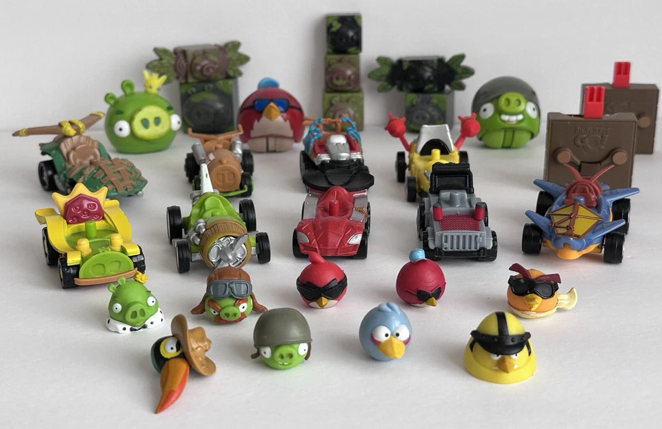 Angry Birds Go Jenga Game Terence Bubbles Chuck + Kart Racer Lot Removable Heads - Image 1 of 4