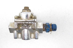 HOLLEY FUEL l Pressure Regulator  4.5 - 9 psi IMCA UMP NHRA IHRA SAND DRAG #7 - Picture 1 of 7