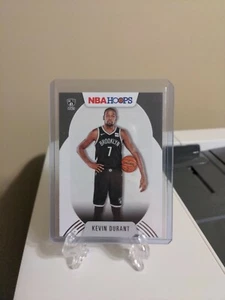 Kevin Durant 2020-21 Panini Hoops Basketball #189 Netze - Bild 1 von 2