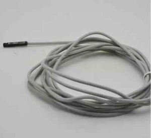 SMC D-A93 1PC New Magnetic Switch DA93 Free Shipping - Picture 1 of 2