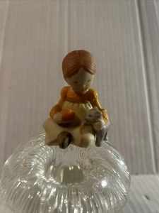 Vintage Holly Hobbie Miniature Girl with Kitten and Ball of Yarn Retired - Picture 1 of 7