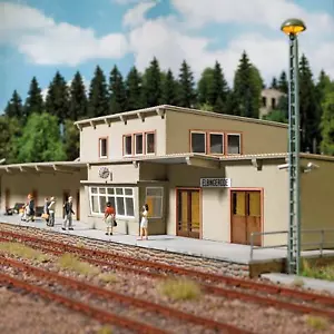 Busch 1950 Bahnhof - Bild 1 von 4