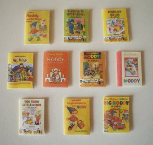 Accesorios para miniaturas para casa de muñecas - libros NODDY - Imagen 1 de 1